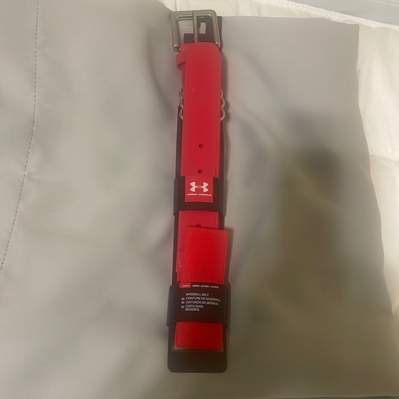 Boys Red Under Armour Baseball Belt New - Picture 1 of 4